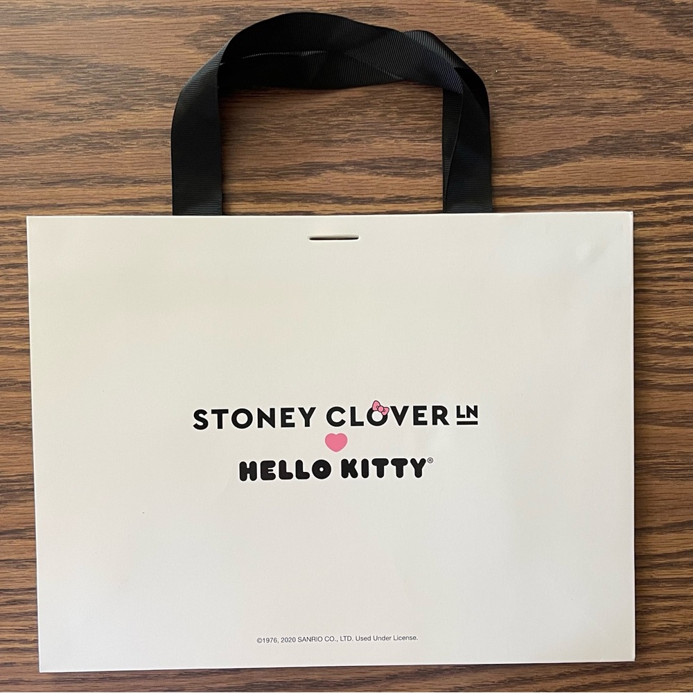 Stoney Clover Lane x Hello Kitty large nylon pouch - Picture 5 of 5